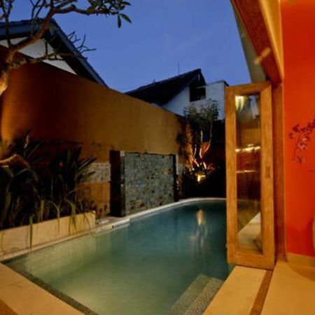 Casa Nuri Villa Jimbaran  Exterior photo