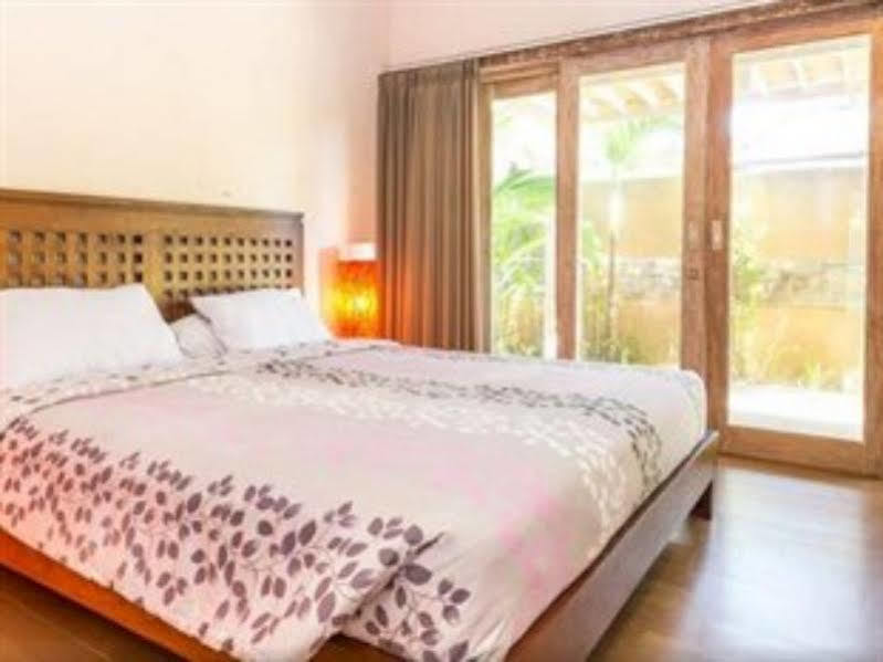 Casa Nuri Villa Jimbaran  Exterior photo